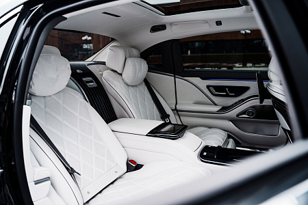 Mercedes S680 W223 Maybach с водителем